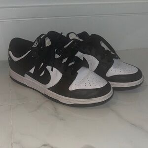 Nike Dunks Low-Top